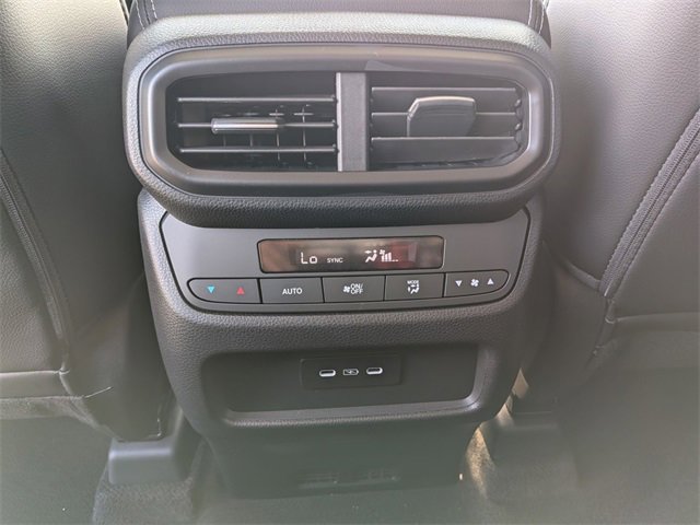 New 2025 Honda Pilot Touring image 27