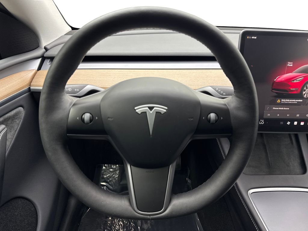 Used 2024 Tesla Model Y Long Range AWD/4WD image 55