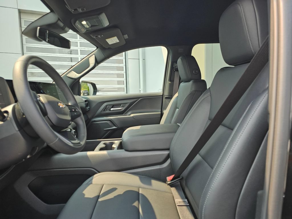Used 2026 Chevrolet Silverado EV W/T AWD/4WD image 23