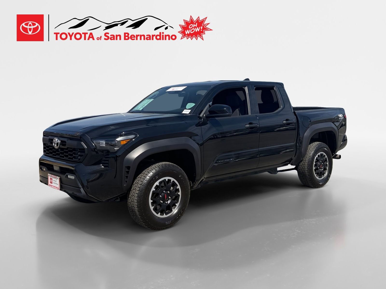 Certified 2025 Toyota Tacoma TRD Off-Road AWD/4WD image 1