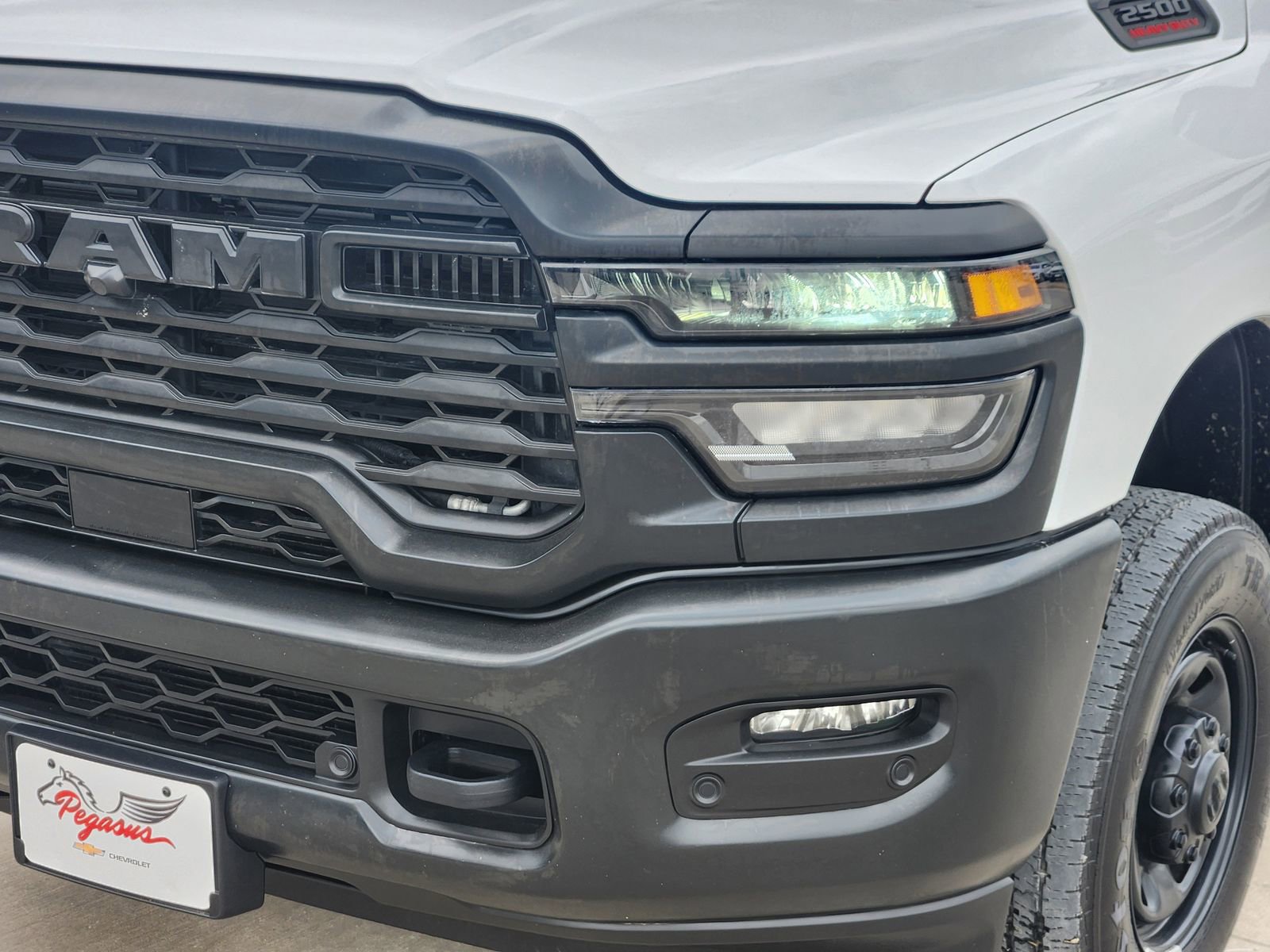 Used 2025 RAM 2500 Tradesman AWD/4WD image 9