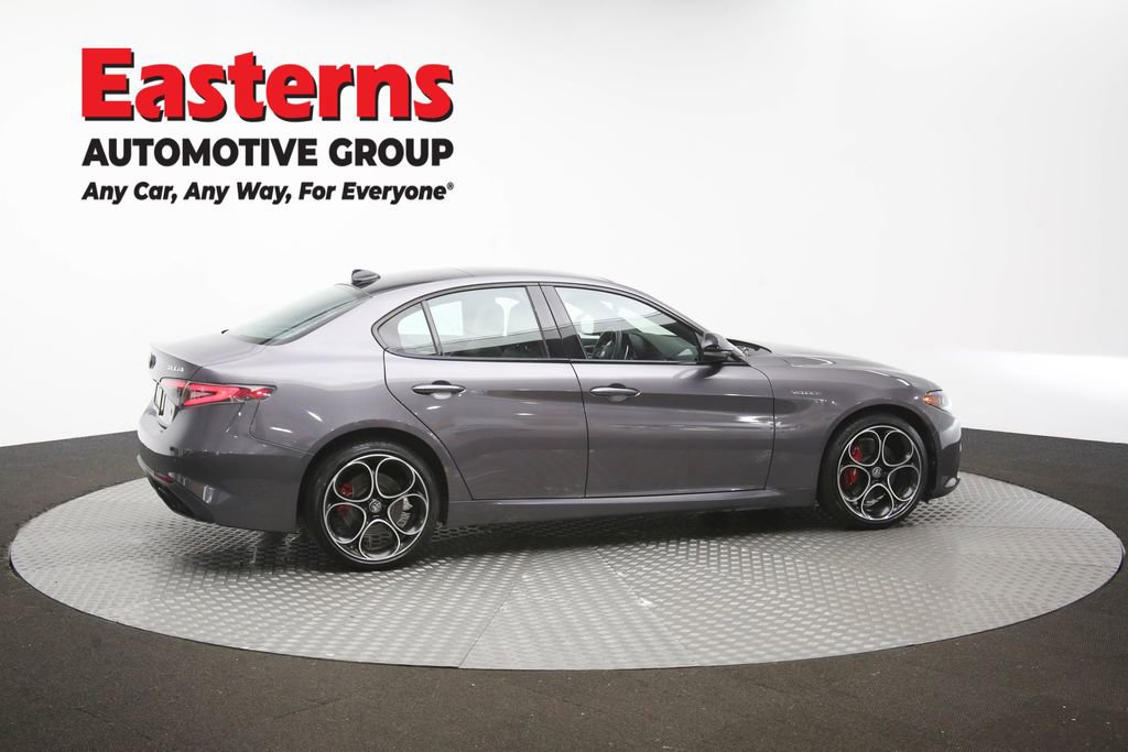 Used 2024 Alfa Romeo Giulia Veloce AWD/4WD image 43