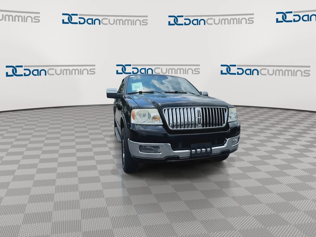 Used 2006 Lincoln Mark LT 4x4 image 3