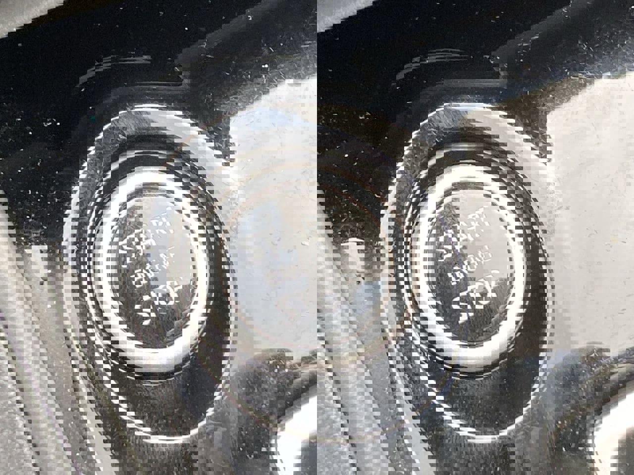 Certified 2025 Nissan Versa SV w/ Trunk Package image 10