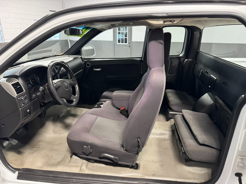 Used 2012 Chevrolet Colorado W/T image 15