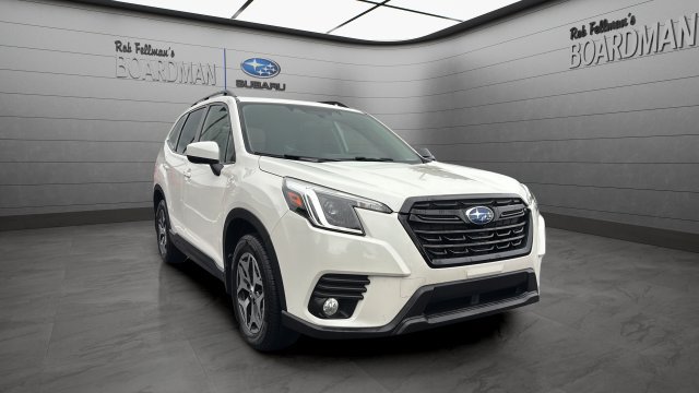 Used 2023 Subaru Forester Premium AWD/4WD image 2