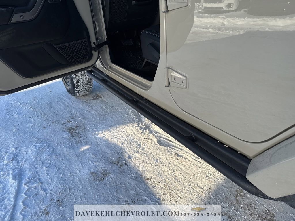 Used 2018 Jeep Wrangler Unlimited Sport image 33