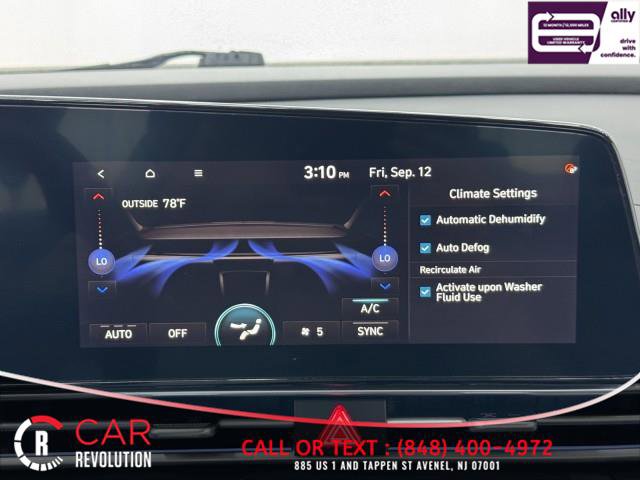 Used 2024 Hyundai Elantra Limited FWD image 28