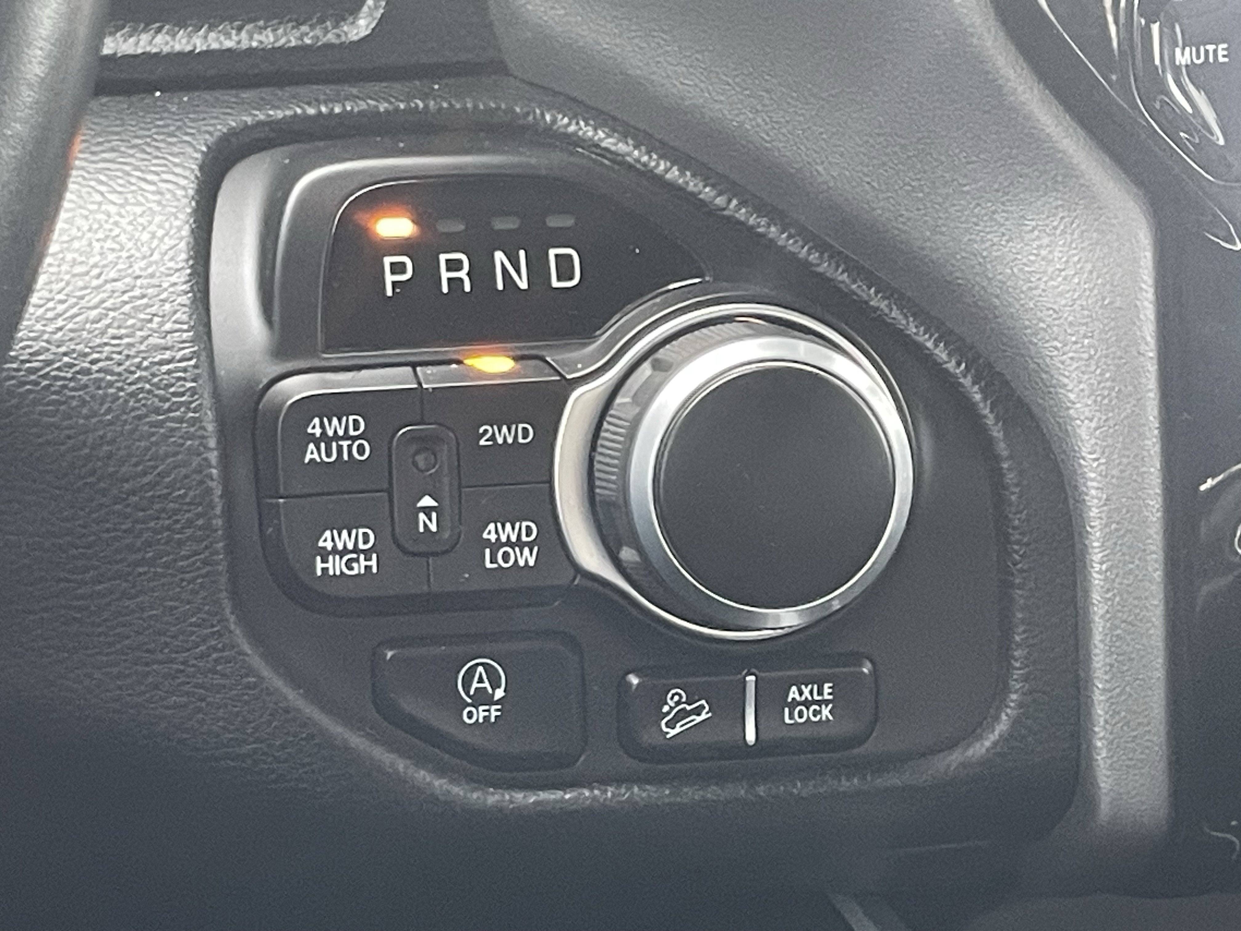 Used 2022 RAM 1500 Big Horn AWD/4WD image 18