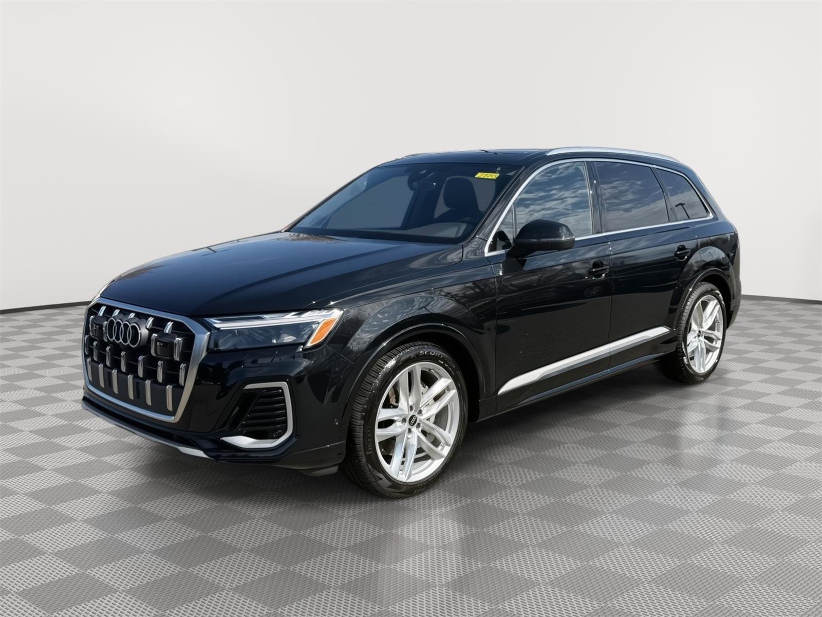 Used 2025 Audi Q7 3.0T Premium Plus w/ Premium Plus Package image 1