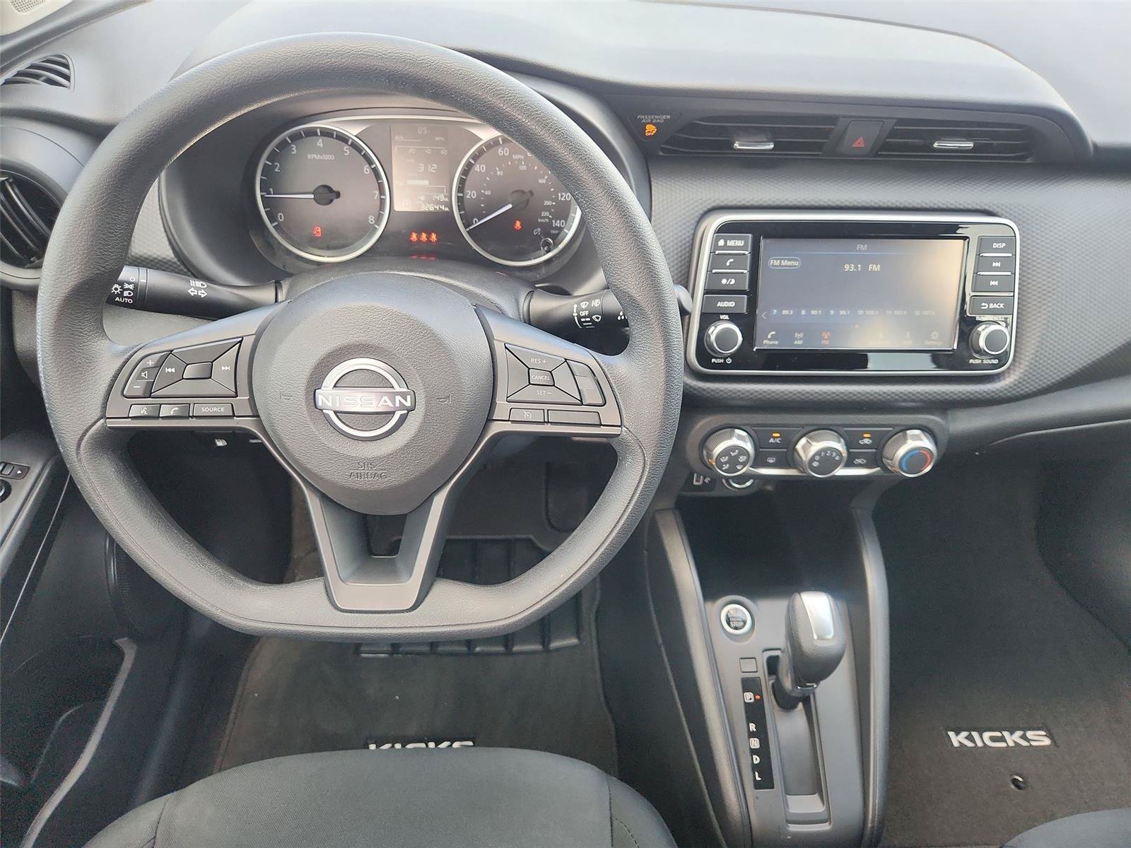 Used 2024 Nissan Kicks S FWD image 11