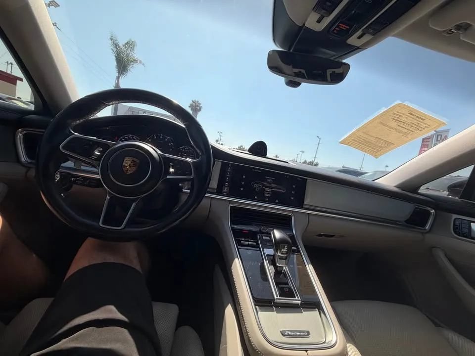 Used 2017 Porsche Panamera 4 AWD/4WD image 10