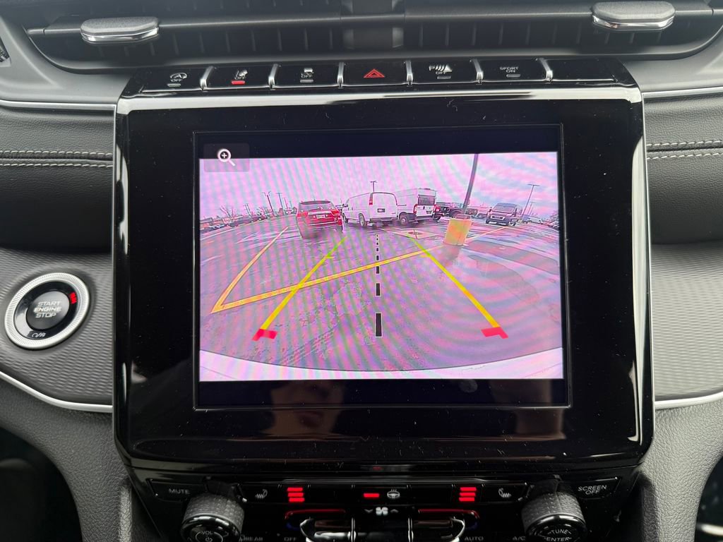 New 2025 Jeep Grand Cherokee Laredo image 19