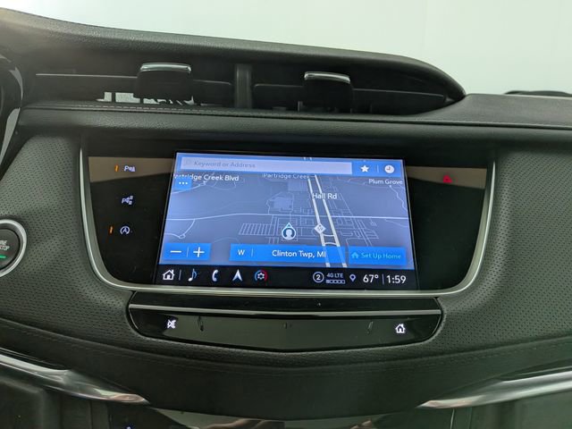 Used 2023 Cadillac XT5 Premium Luxury w/ Technology Package AWD/4WD image 6