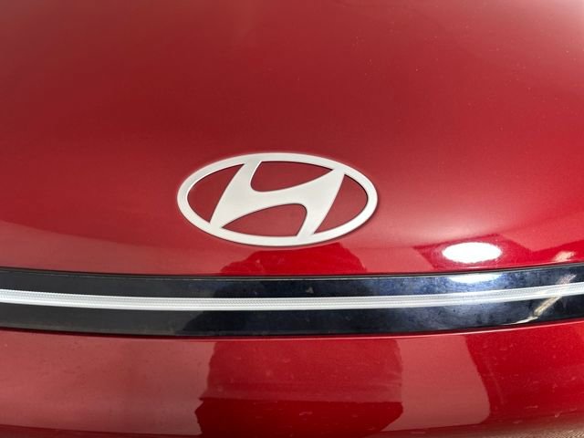 Used 2024 Hyundai Kona SEL image 9