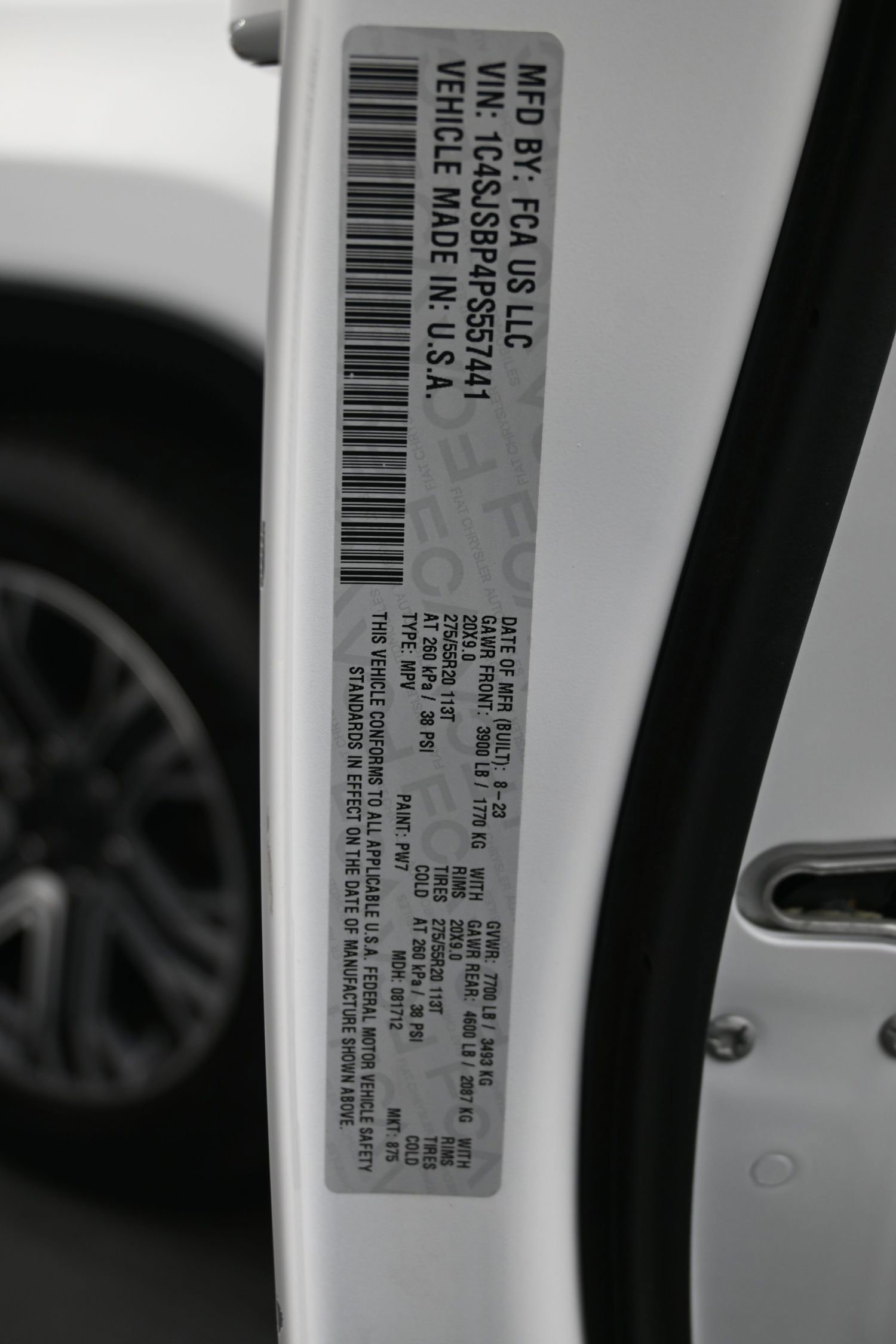 Used 2023 Jeep Wagoneer L Series II image 12