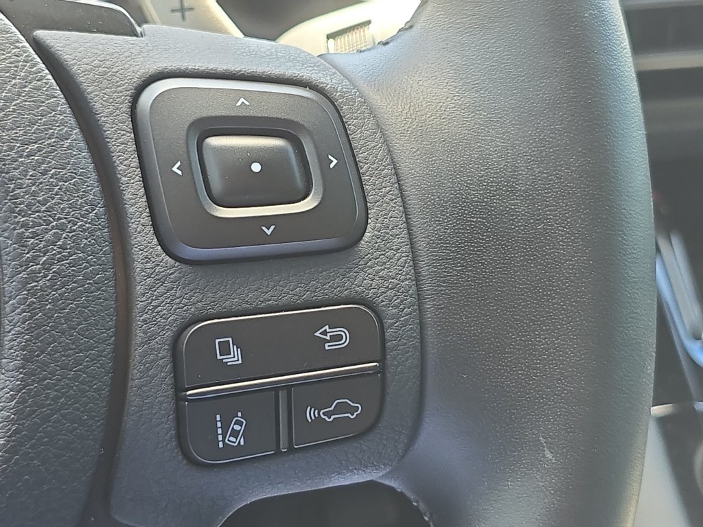 Used 2024 Lexus IS 350 F Sport RWD image 16