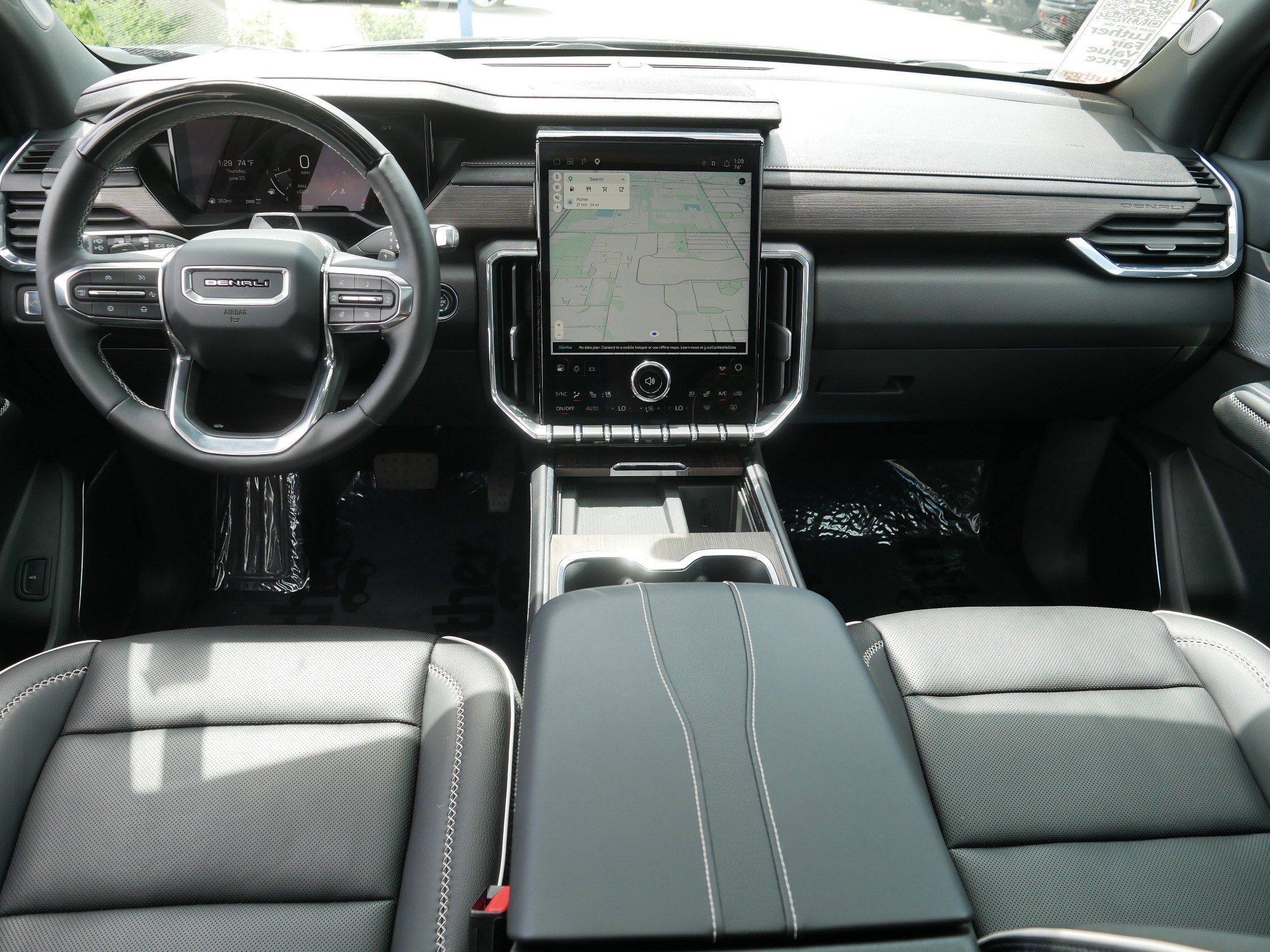 Used 2025 GMC Acadia Denali w/ Super Cruise Package AWD/4WD image 10