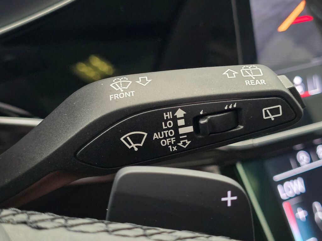 Used 2023 Audi Q7 3.0T Prestige image 41