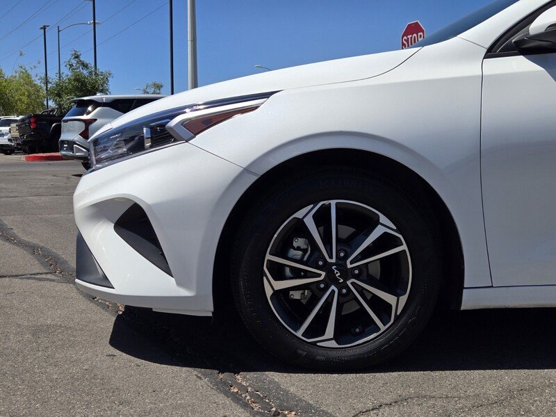 Certified 2024 Kia Forte LXS w/ LXS Technology Package FWD image 10
