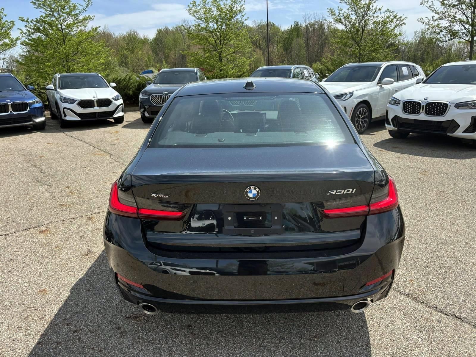 Used 2025 BMW 330i xDrive Sedan AWD/4WD image 6