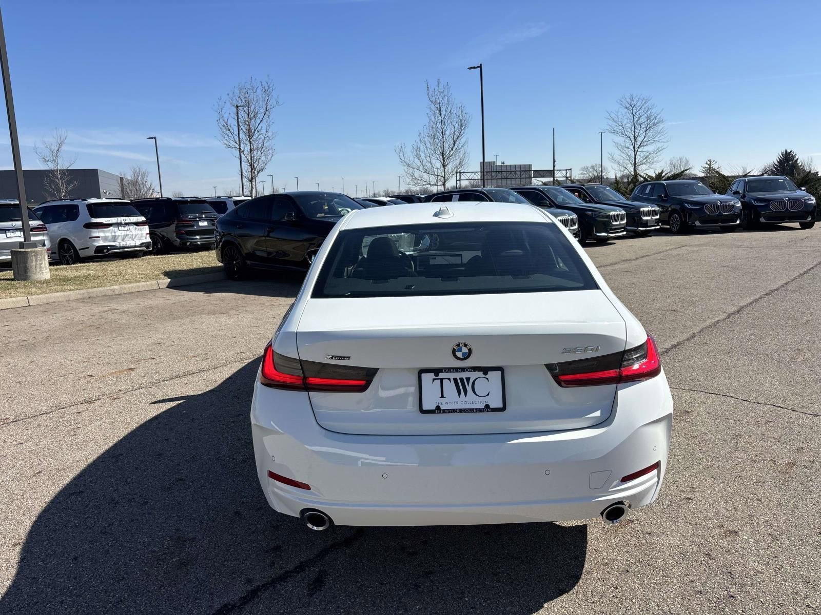New 2026 BMW 330i xDrive Sedan w/ Premium Package AWD/4WD image 6
