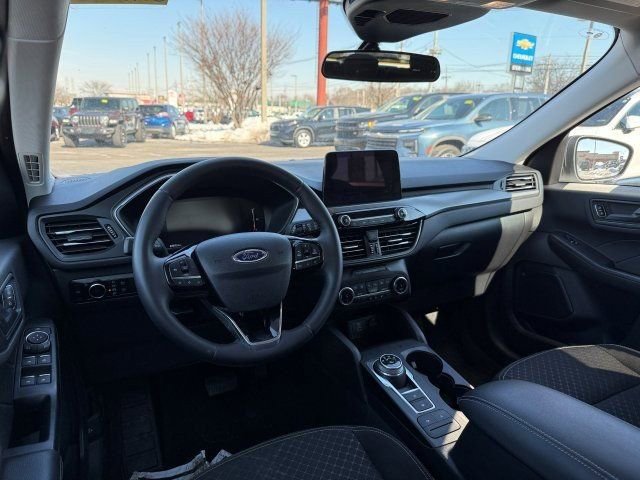 Used 2023 Ford Escape Active image 17