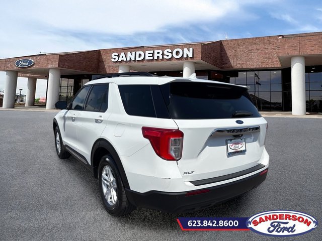 Certified 2024 Ford Explorer XLT RWD image 5