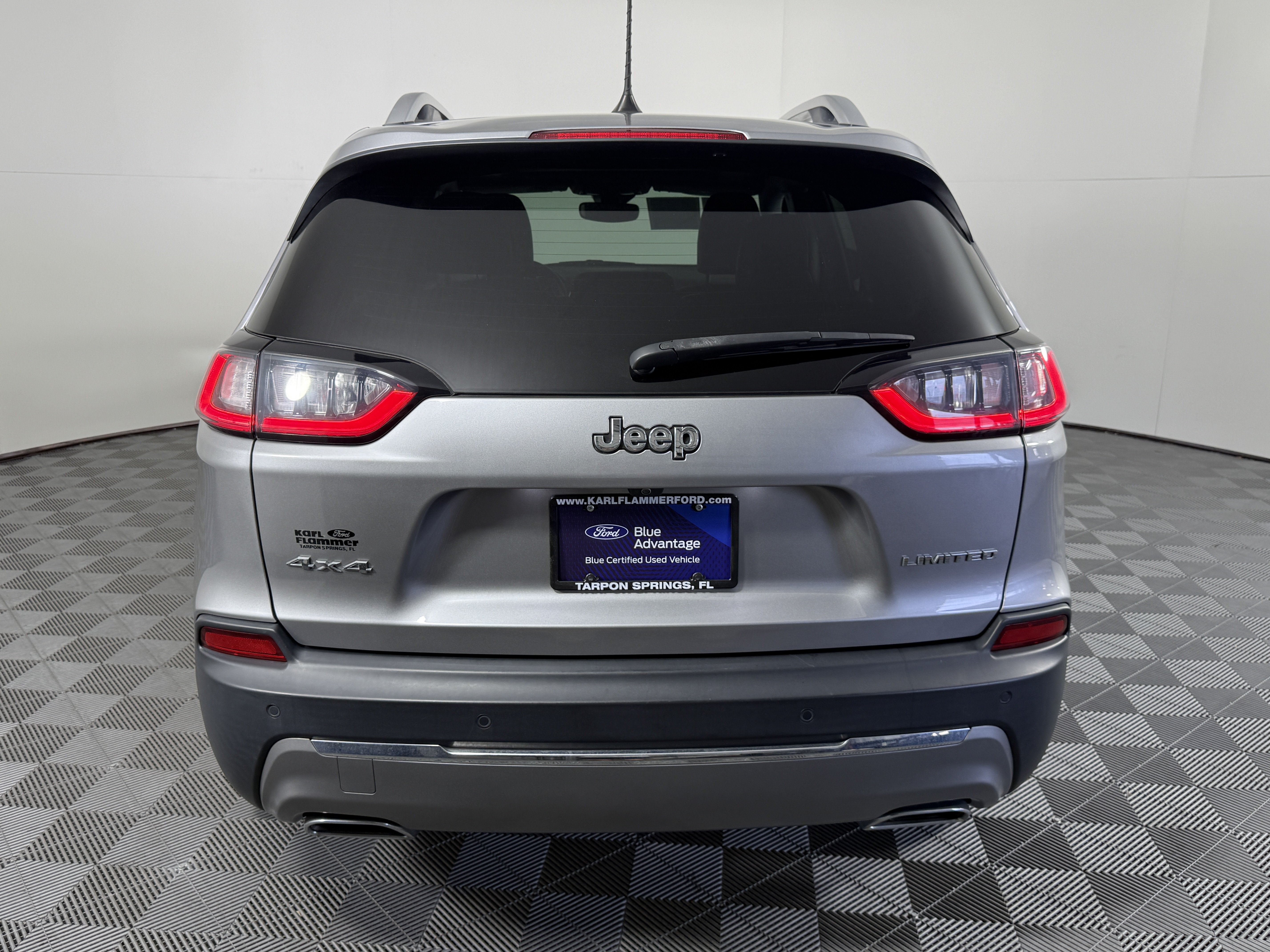Used 2021 Jeep Cherokee Limited AWD/4WD image 4