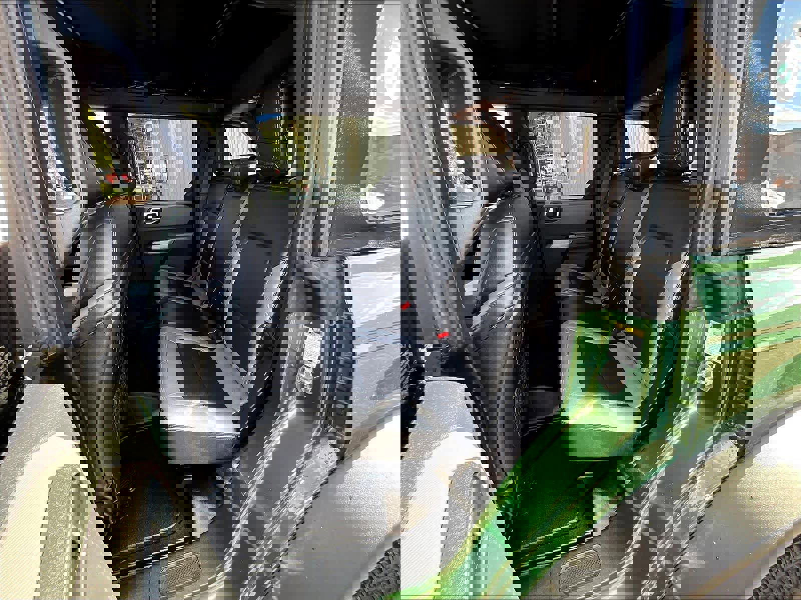 Used 2023 Ford Bronco Black Diamond w/ Sasquatch Package image 15