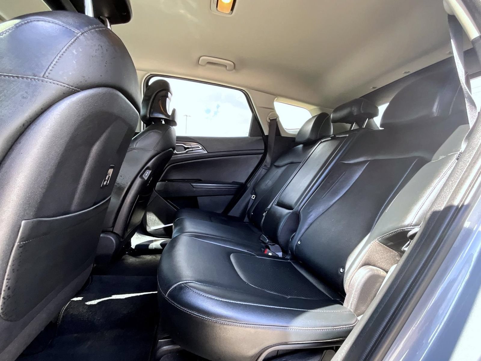 Used 2023 Kia Sportage EX FWD image 22