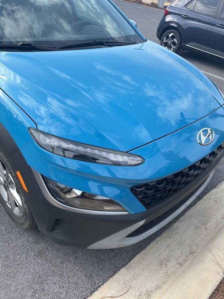 Used 2023 Hyundai Kona SEL w/ Winter Weather Package image 6