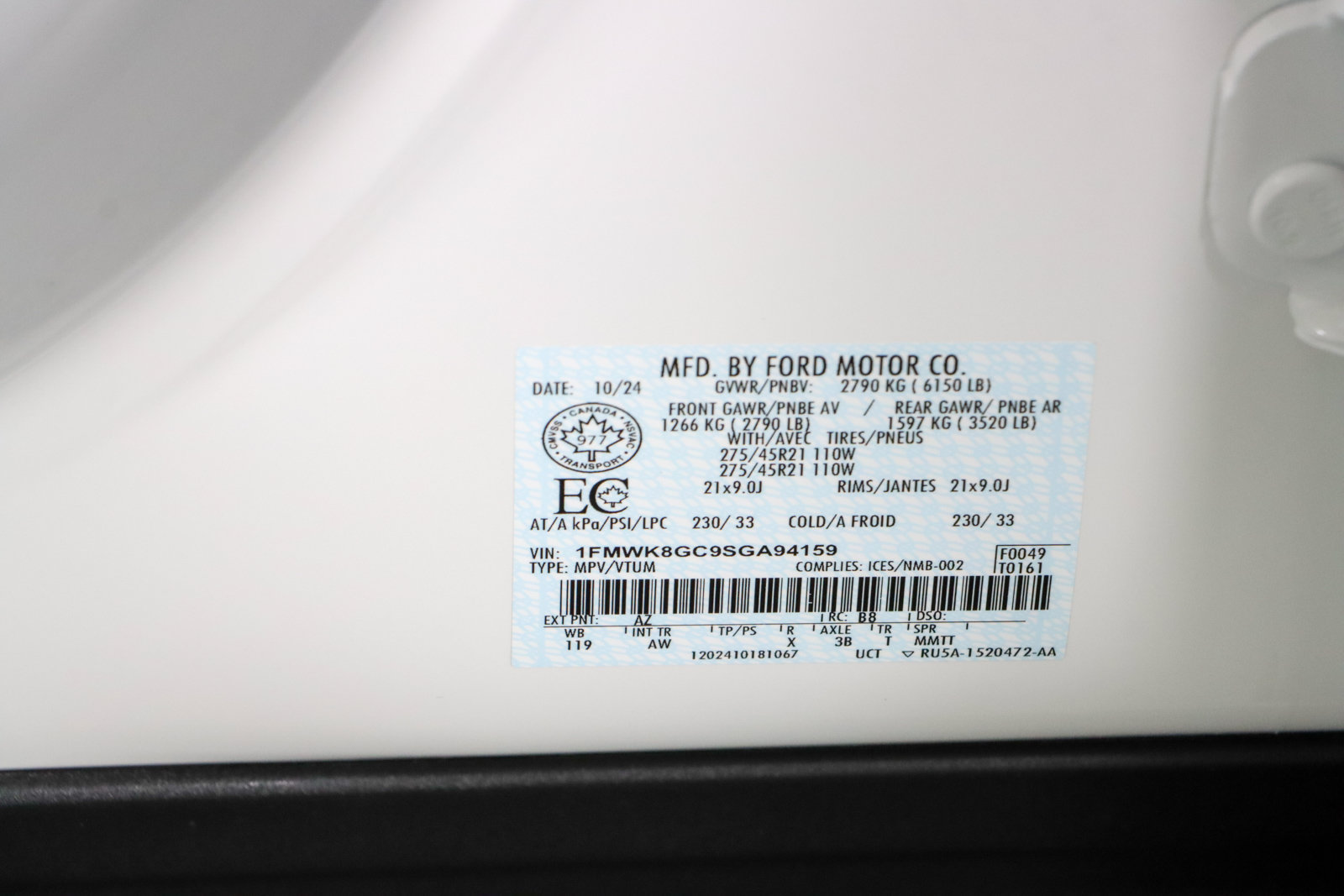 Used 2025 Ford Explorer ST AWD/4WD image 35
