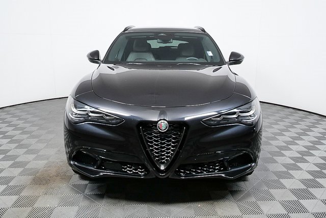 New 2025 Alfa Romeo Stelvio Sprint image 36