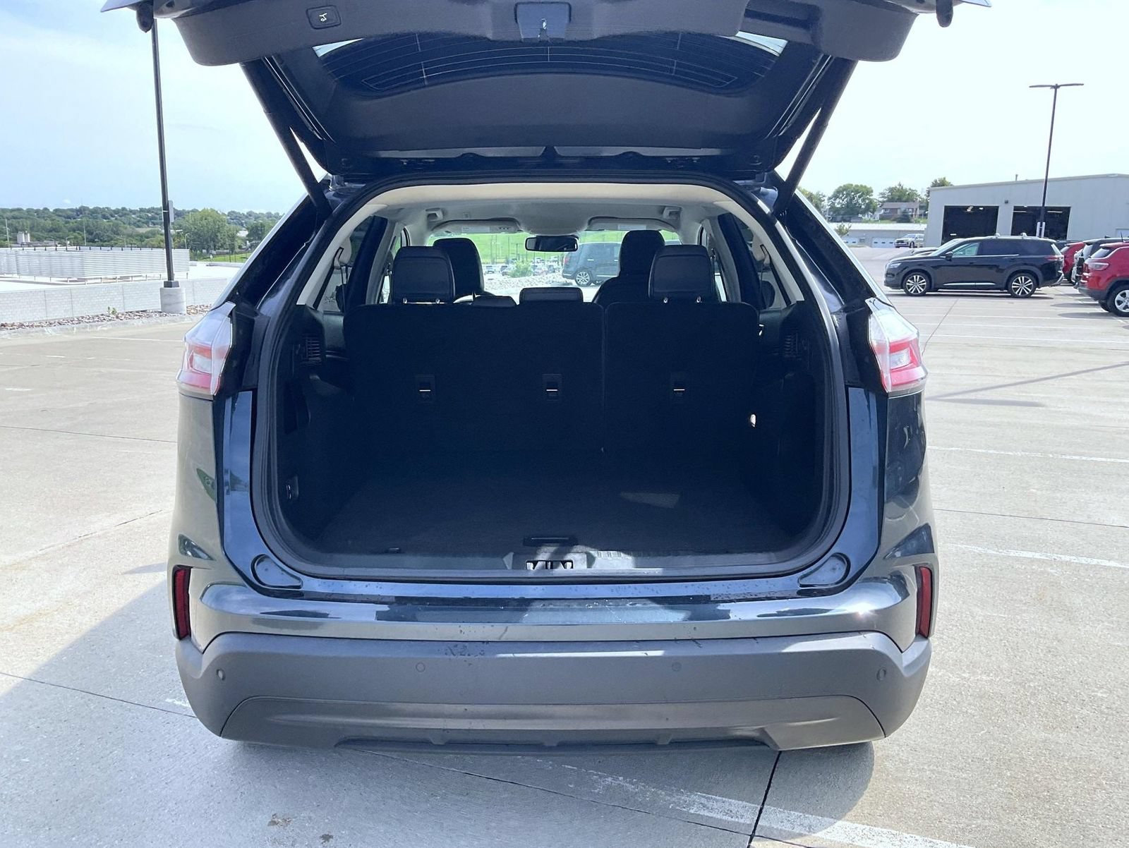 Used 2024 Ford Edge SEL w/ Sport Appearance Package AWD/4WD image 9