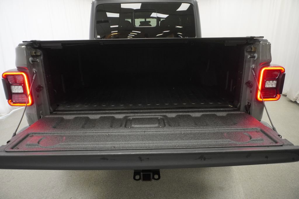 Used 2021 Jeep Gladiator Sport image 46