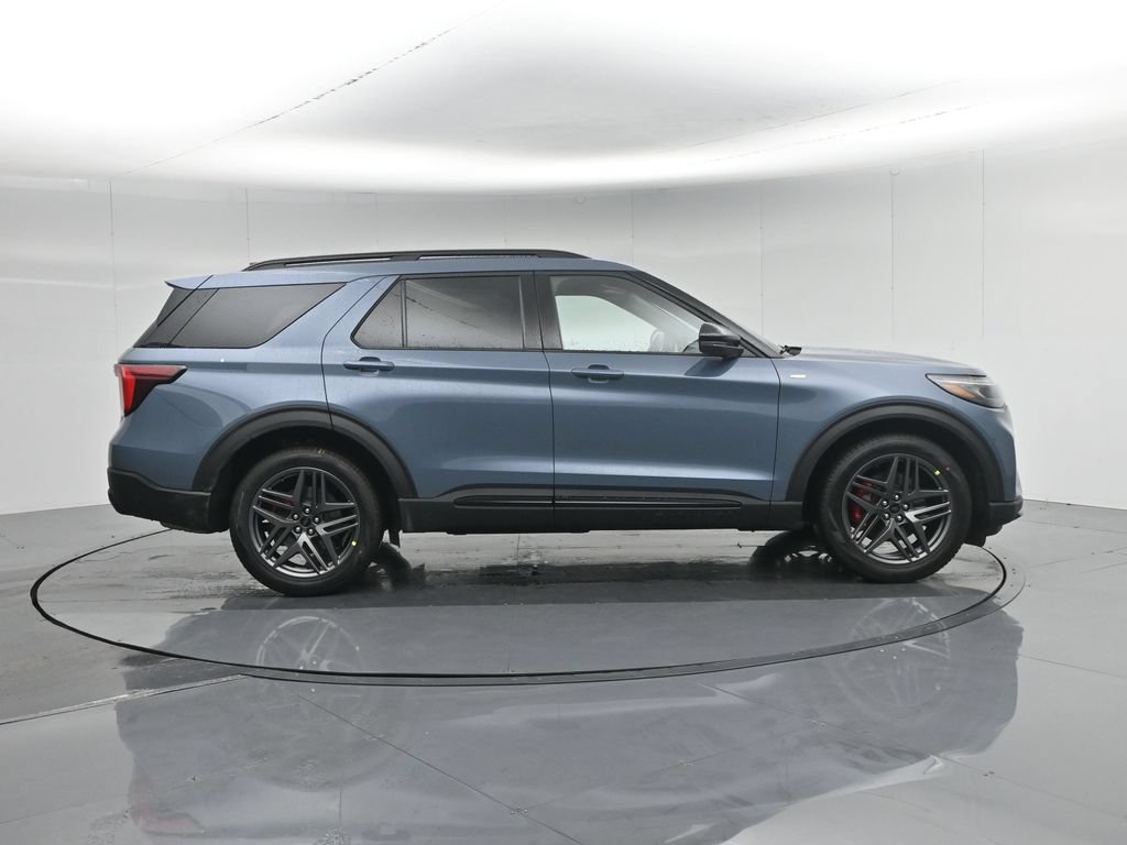 New 2026 Ford Explorer ST-Line w/ ST-Line Street Pack RWD image 26