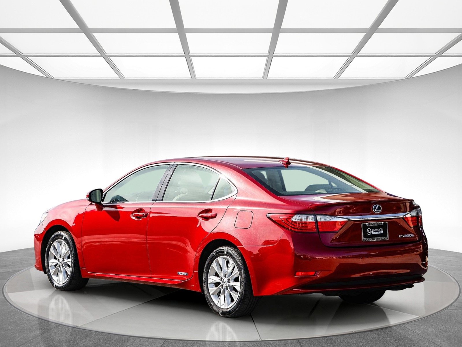 Used 2014 Lexus ES 300h image 2