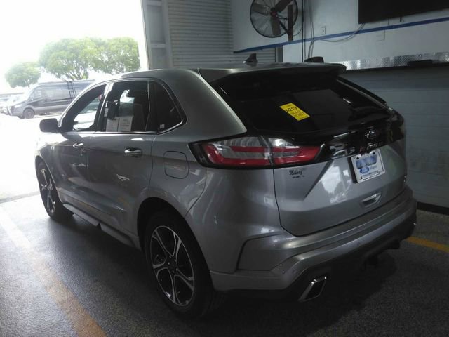 Used 2023 Ford Edge ST w/ Cargo Accessory Package AWD/4WD image 2