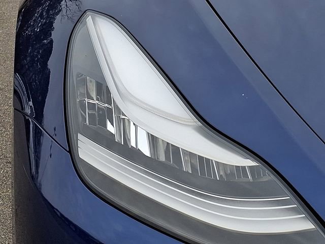 Used 2021 Tesla Model Y Long Range image 11