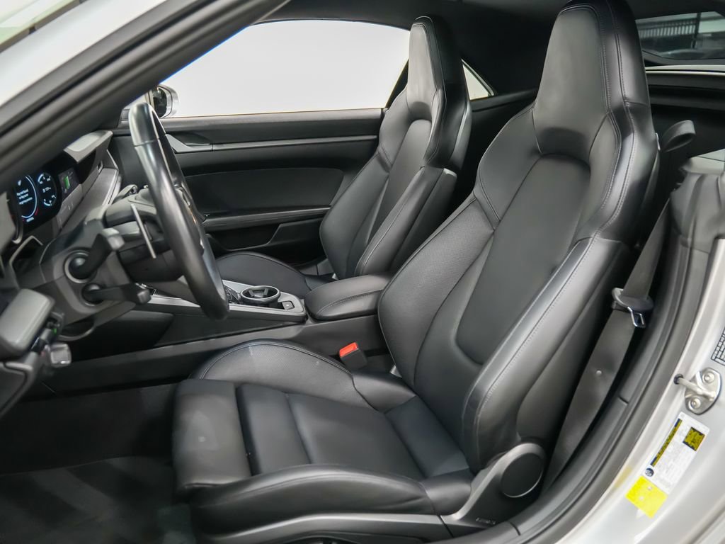 Certified 2021 Porsche 911 Carrera image 5