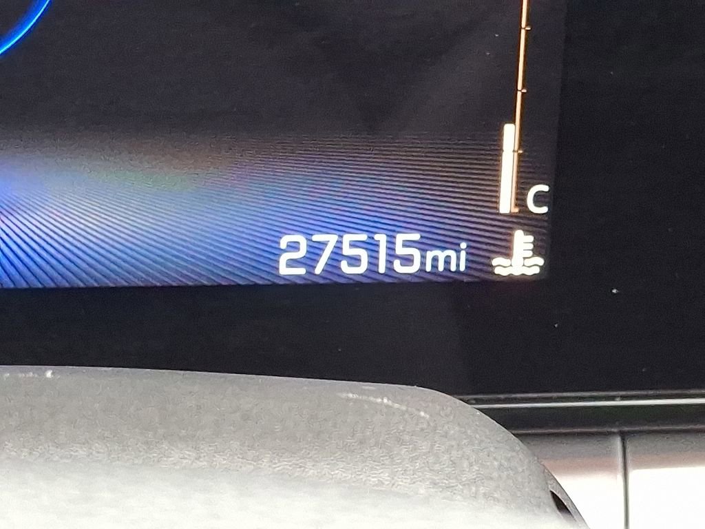 Used 2025 Chevrolet Trax LT image 19