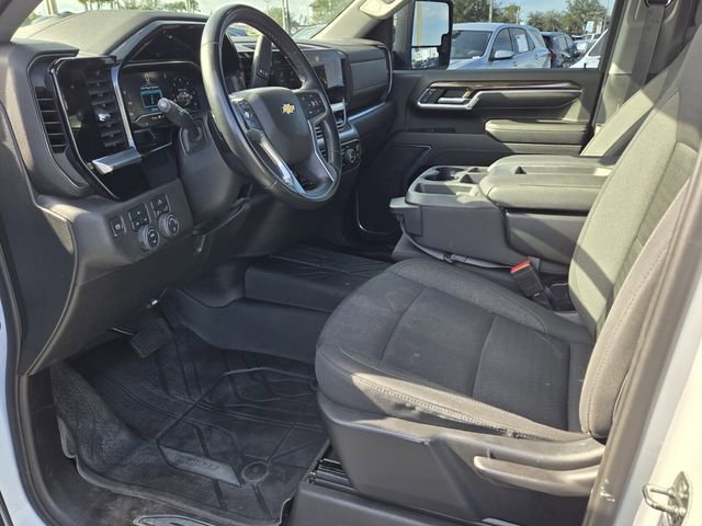 Used 2024 Chevrolet Silverado 3500 LT image 10