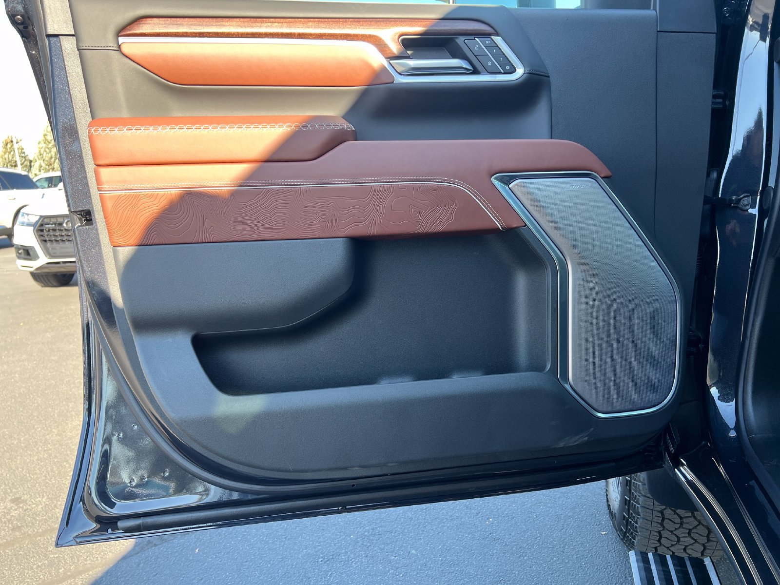 New 2026 GMC Sierra 3500 Denali Ultimate AWD/4WD image 25