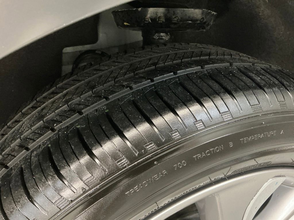 Certified 2023 Buick Encore GX Essence w/ Experience Buick Package image 12