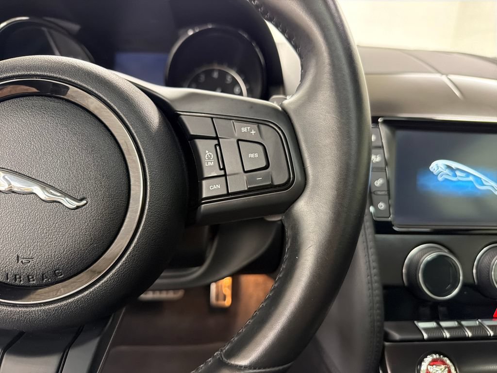 Used 2017 Jaguar F-TYPE S RWD image 21
