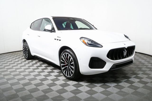 Used 2023 Maserati Grecale Modena image 28