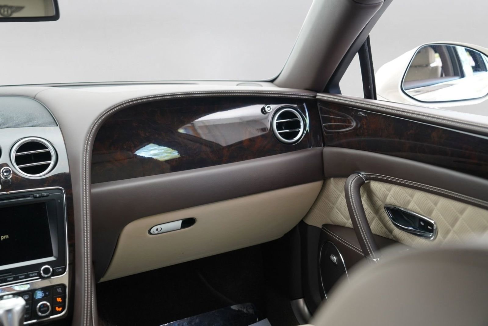 Used 2017 Bentley Flying Spur W12 AWD/4WD image 46