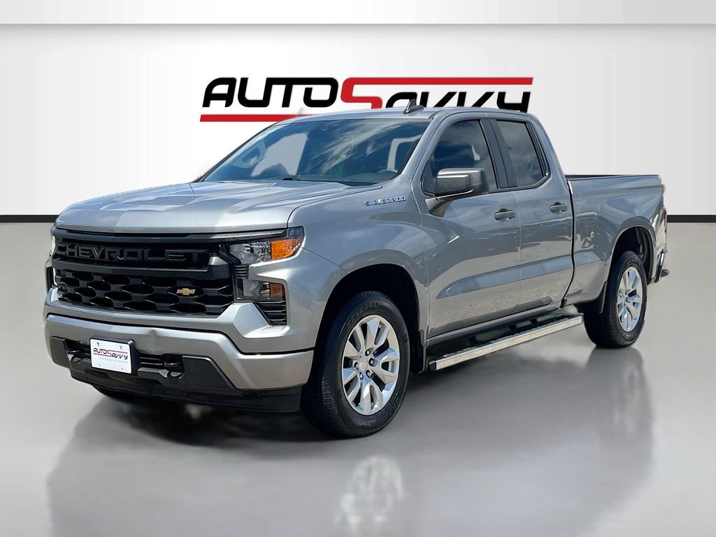 Used 2023 Chevrolet Silverado 1500 Custom RWD image 3
