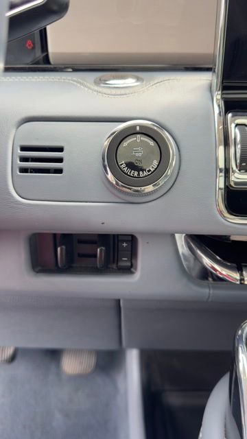 Used 2019 Lincoln Navigator Black Label AWD/4WD image 16